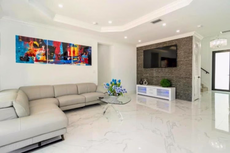 198519 son and sons llc