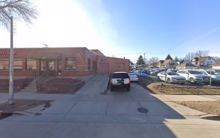 199871 milwaukee electrical services 768x480