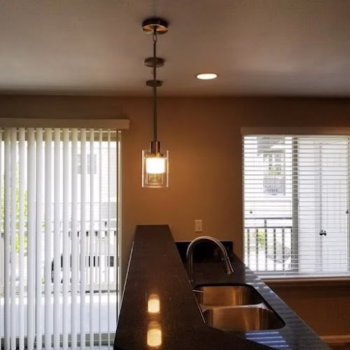 200500 danny sons electricians 1