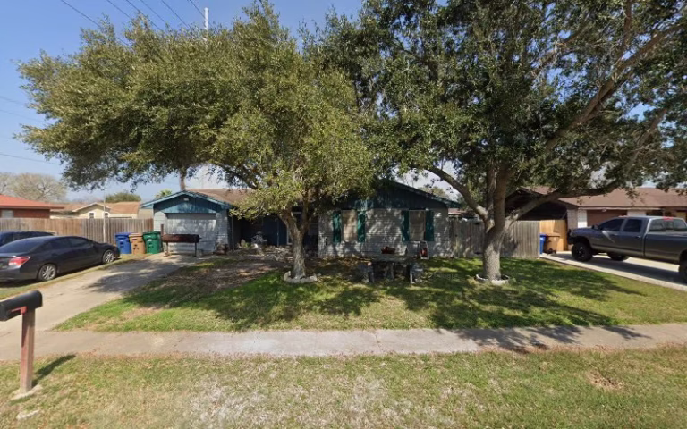 202636 garza lawn care 768x480