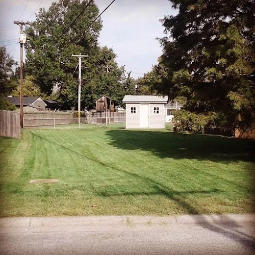 202709 xaviers lawn care