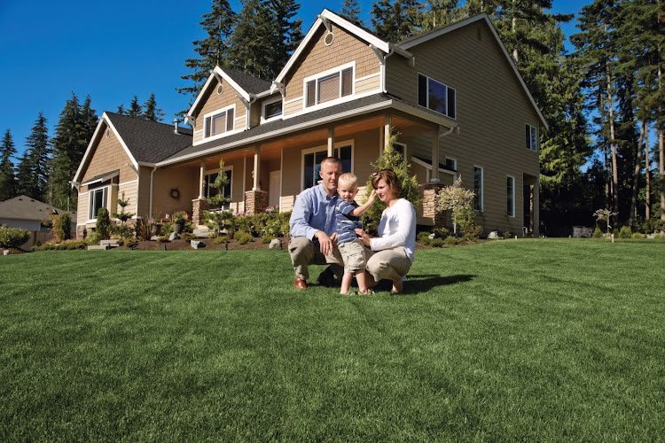 202915 realescapes lawn care
