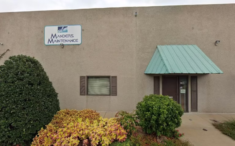 203239 manders maintenance 768x480