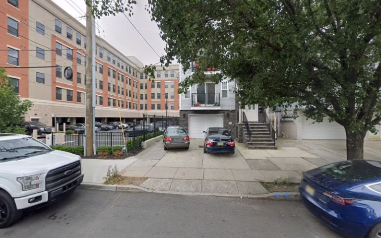 203430 gogreen lawns newark 1 768x480