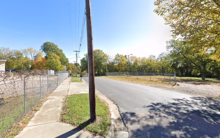 203547 trosa lawn care 1 768x480