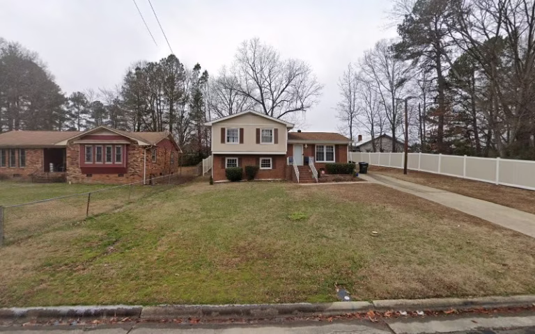 203561 4hh lawn care 768x480