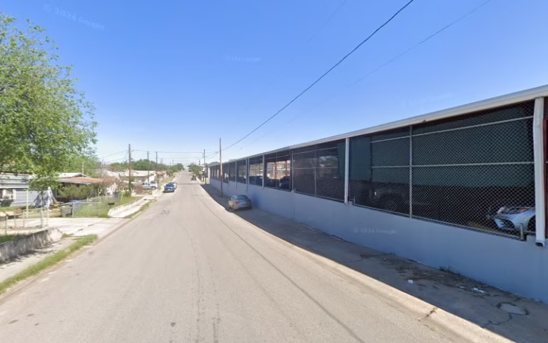 203780 laredo pest control 768x480