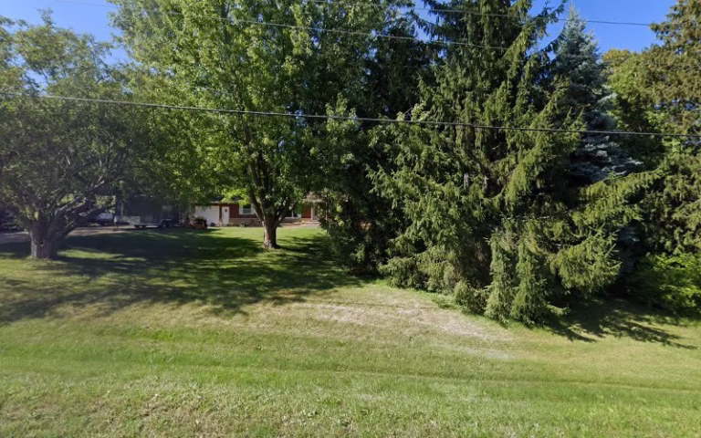 203828 mow town lawn pros 768x480