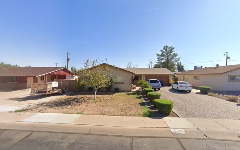 203905 landscape by mel 768x480