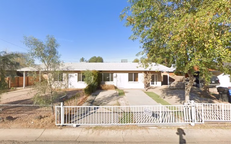 204137 3js landscaping 1 768x480