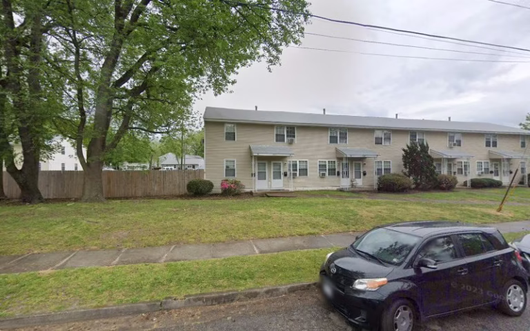 204240 lawn barber and pressure washing 1 768x480