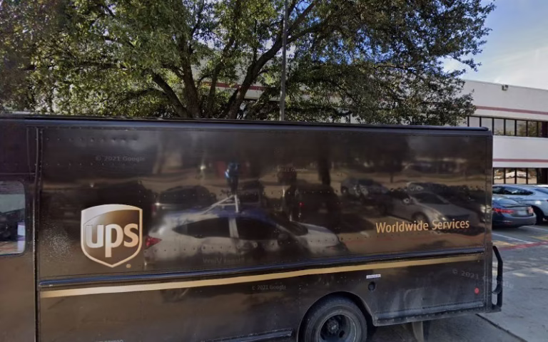 204313 fresh lawn mowing service 768x480