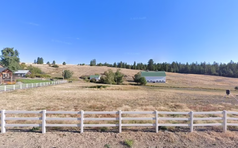 204620 the cutting edge lawn care 768x480