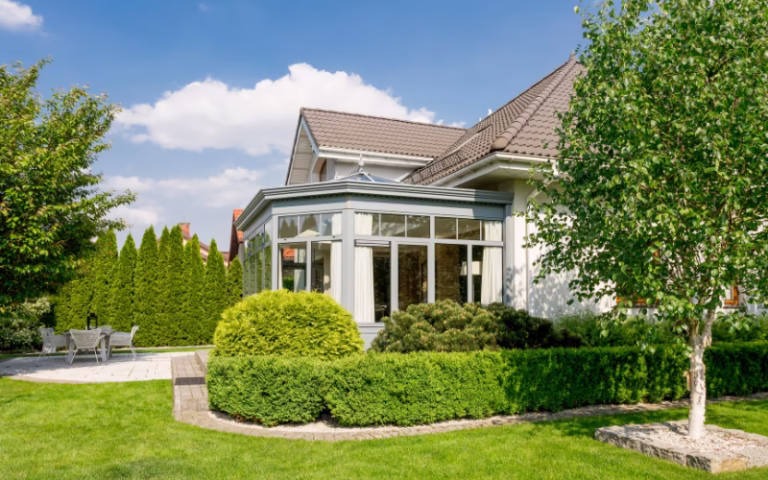 204786 rialto lawn care 768x480