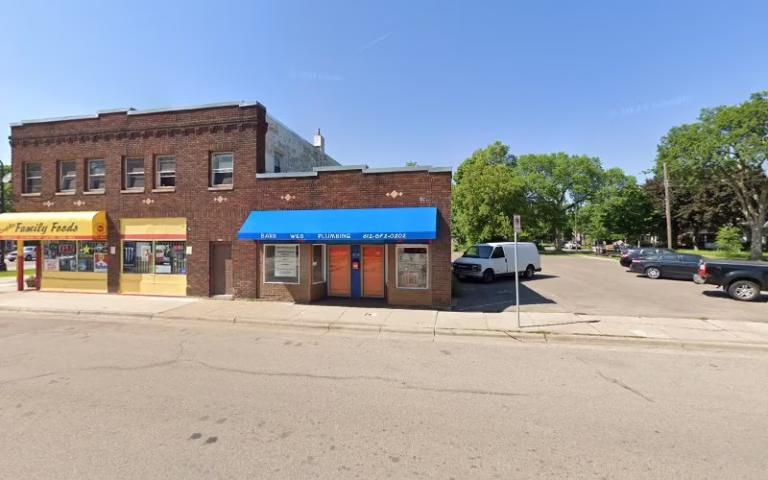 207787 barr web industries 768x480