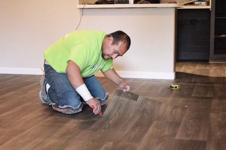 211253 real floors phoenix