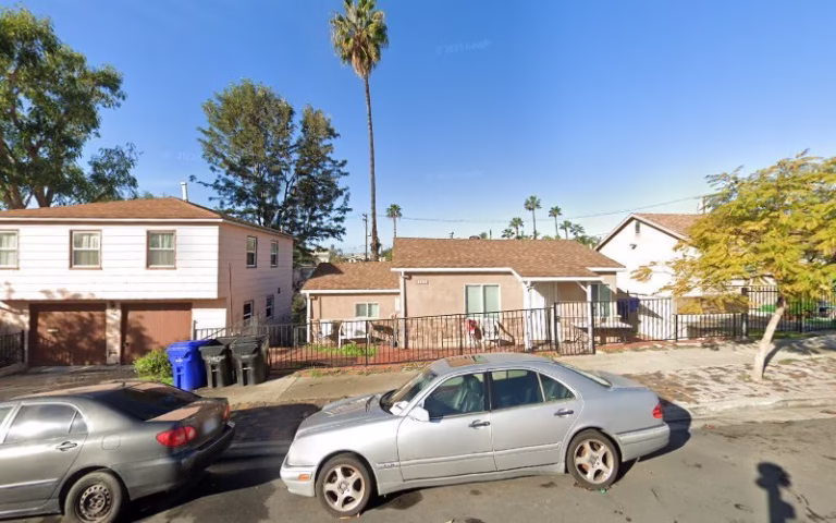 211415 ocean flooring construction 768x480