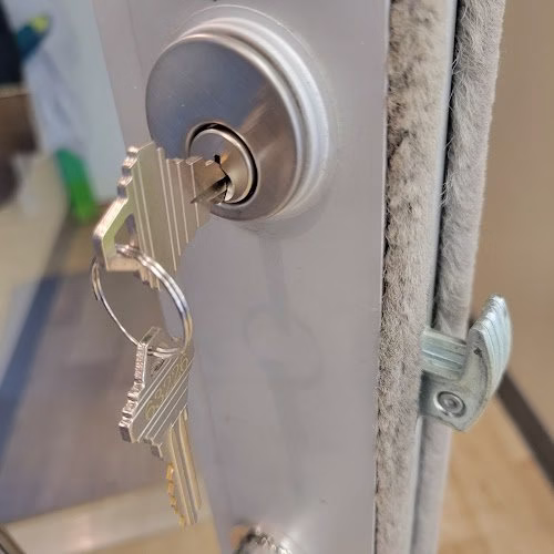 212574 grand central locksmith key copy