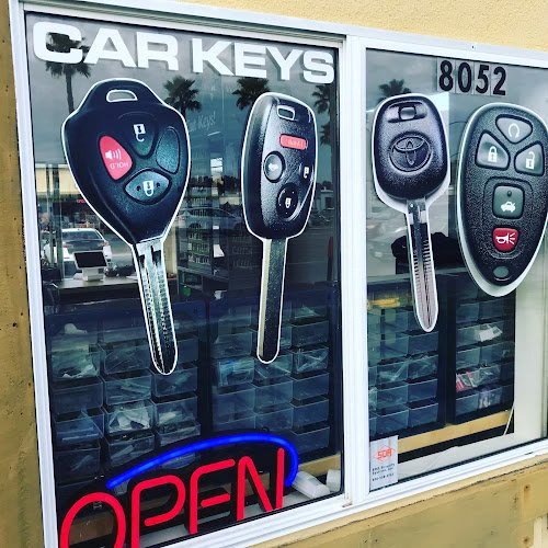 212651 the keyless shop at glenbrook square mall