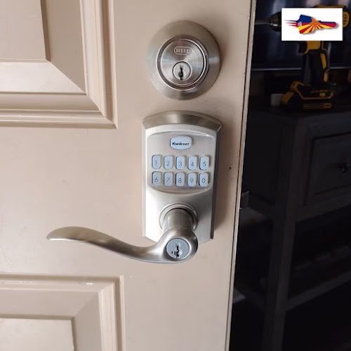 212836 rapid response locksmith