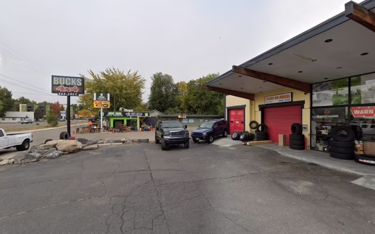 213028 a b lock and key 768x480