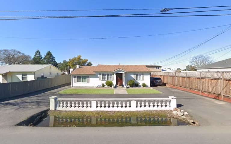 213206 miguels painting 768x480