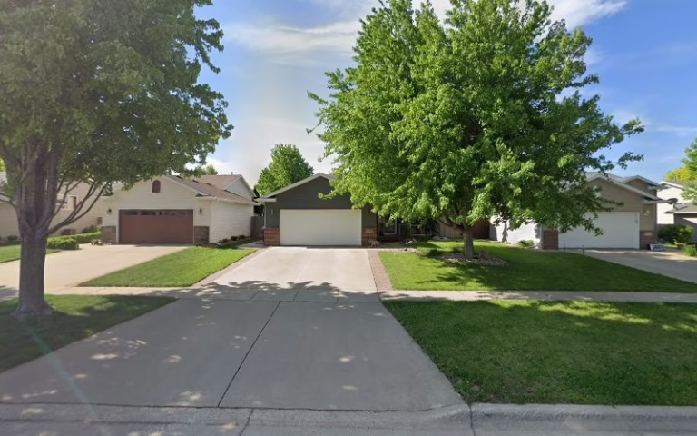 213409 picture perfect painting 768x480