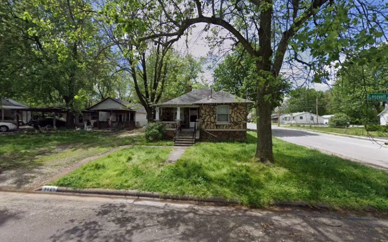 213547 queen city paint more 1 768x480