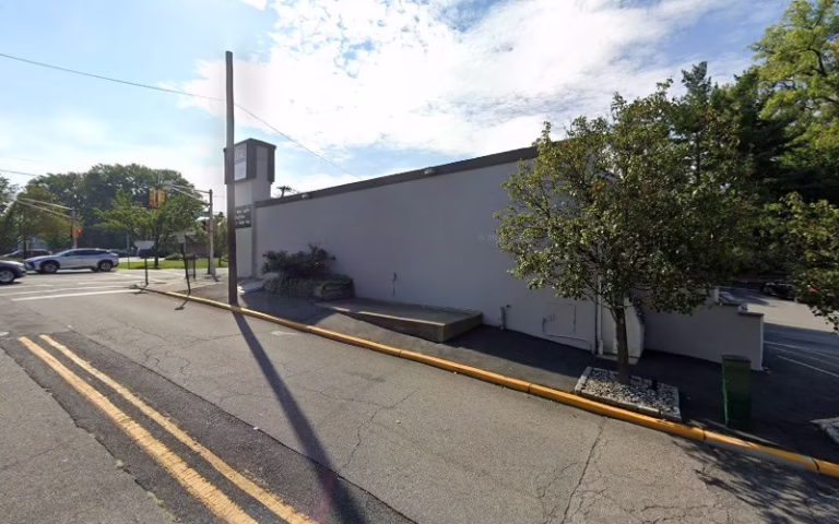 217202 weed man of bergen county 768x480