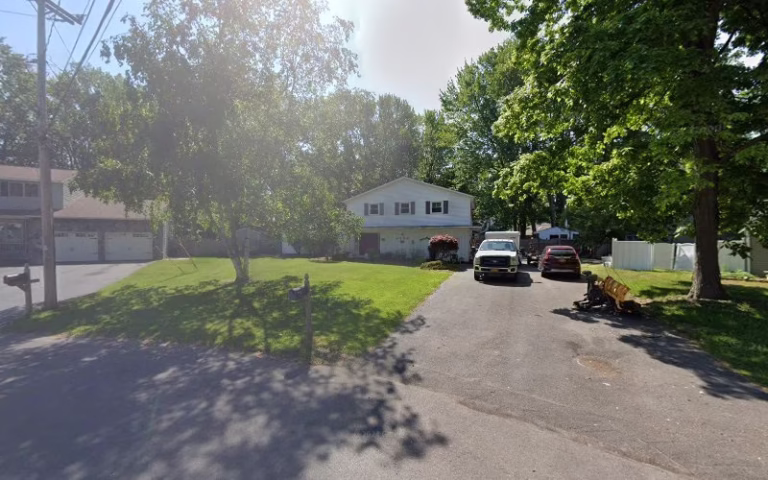 217403 bertoleros lawn and landscape 768x480