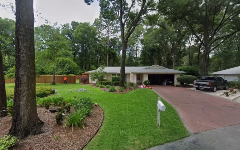 217998 fernandos back to basics lawn care 768x480