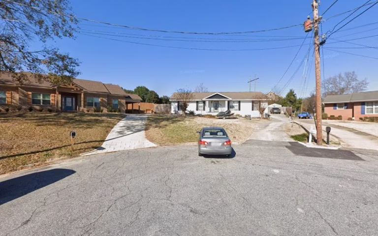 220037 mdg group services llc 768x480