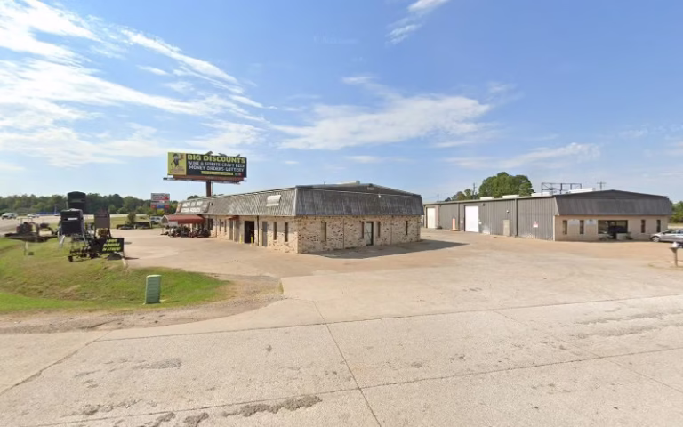 220226 furniture 8216n floors inc 768x480