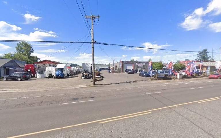 220438 carpet cleaning services 768x480