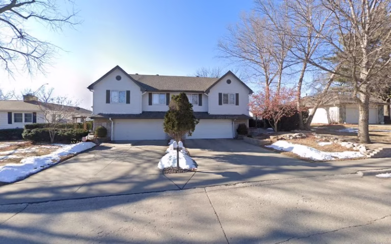 221262 blue ribbon cleaning 768x480