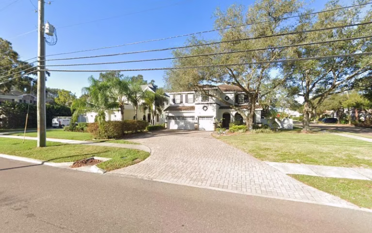 221690 clean living duct cleaning 768x480