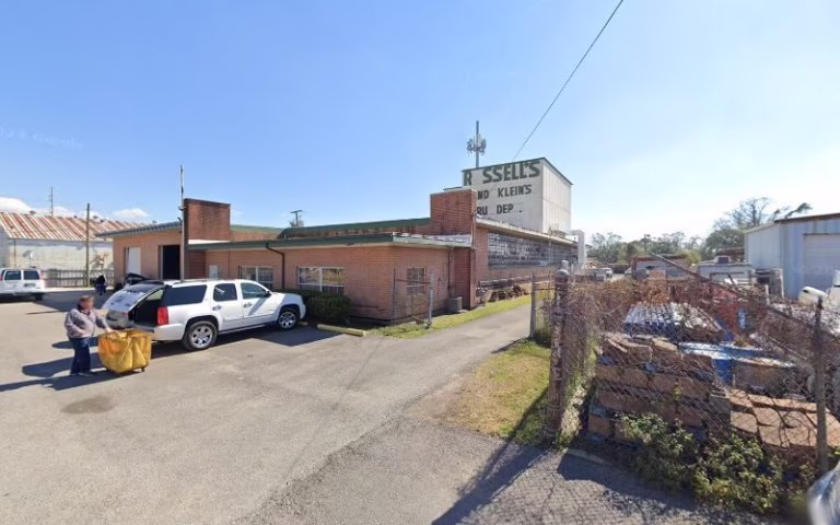 221779 kleins rug cleaning 768x480