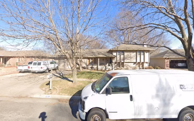 221800 pearson carpet cleaning service 768x480