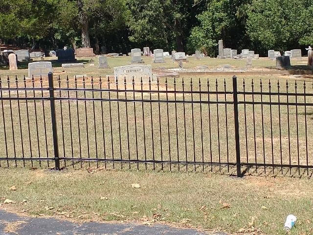 223286 tommys custom fencing