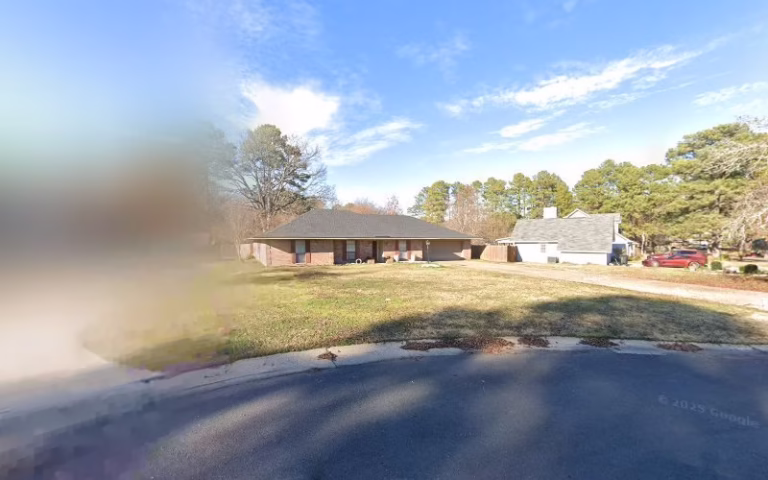 223387 hometown fence co 1 768x480