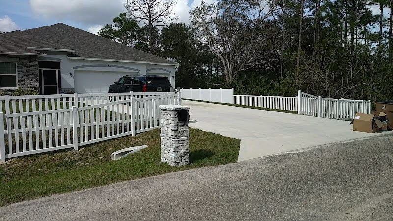 223782 tropical fence