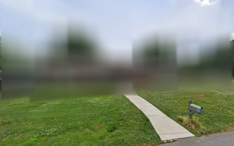 223944 absolute fence company 768x480