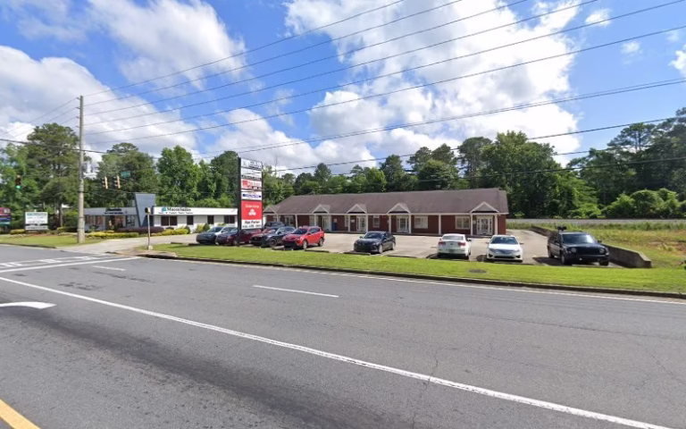 225628 white and lavender pest control 1 768x480