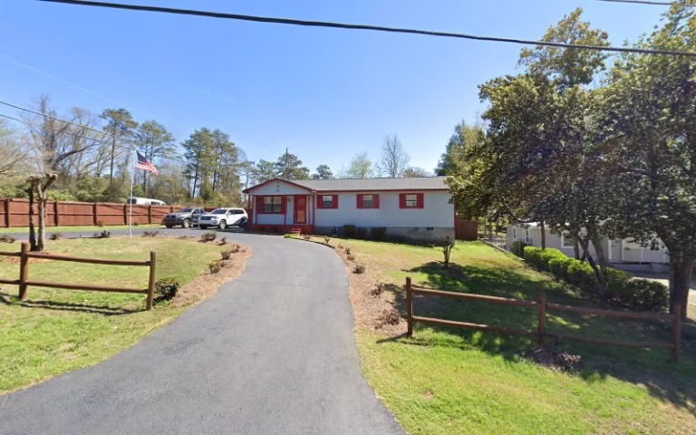 225678 bells pest control 768x480