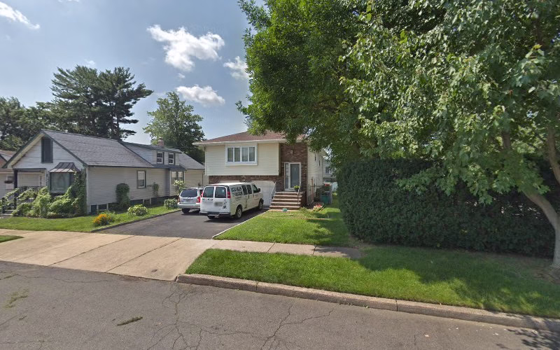 225973 bug man pest control