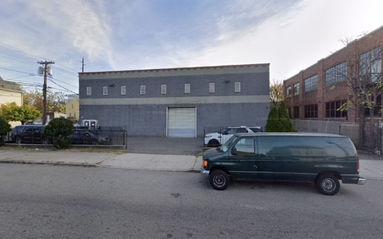 227687 aps contracting inc 768x480