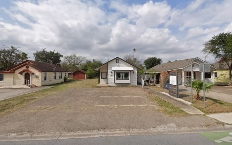 227874 henningsen construction llc 768x480