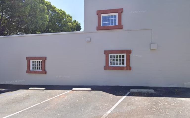 227979 green street professional building 1 768x480