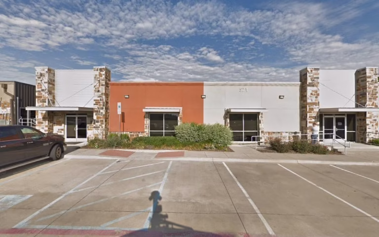 228381 links construction 768x480