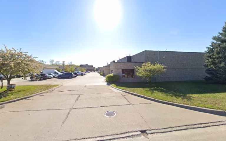 230752 rainbow building company 768x480